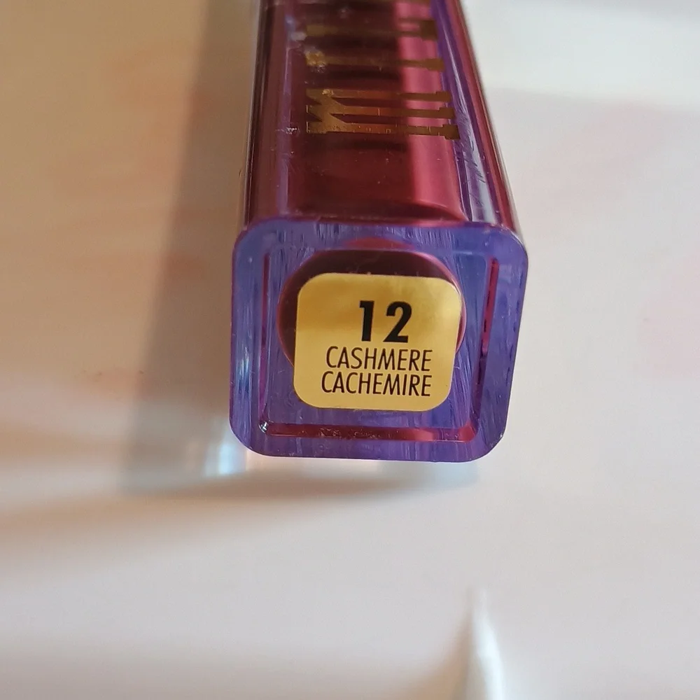 Milani Amore Satin Matte Lip Creme - Cashmere